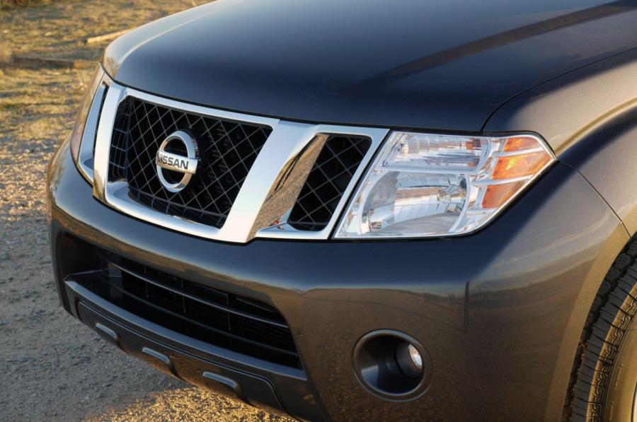  Nissan Pathfinder 2010 года  (фото 78 из 81)